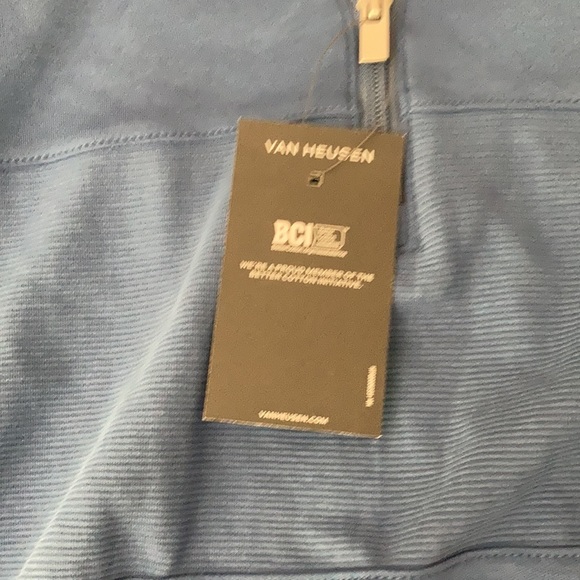 NWT Van Heusen lightweight quarter zip - Picture 4 of 5